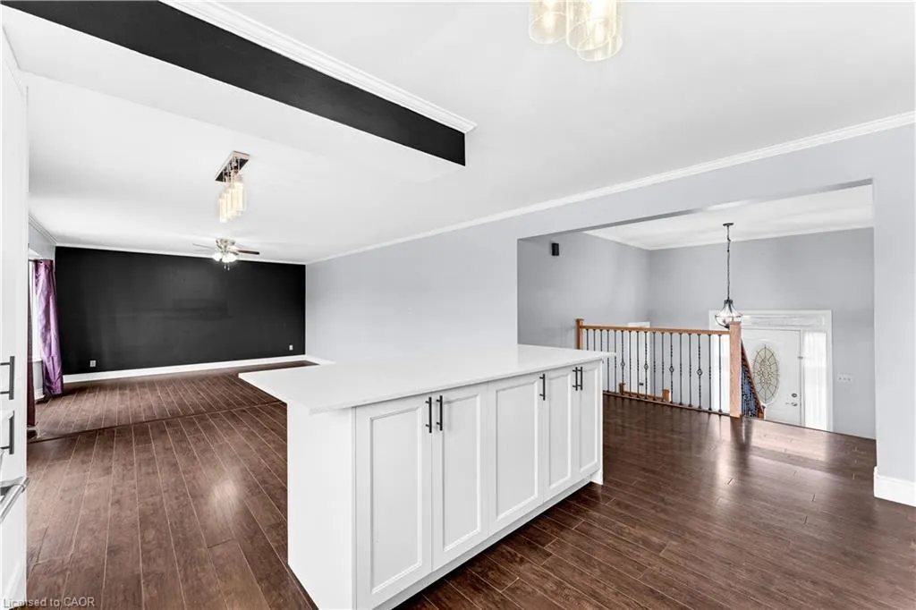 20 Wasaga Sands Drive
