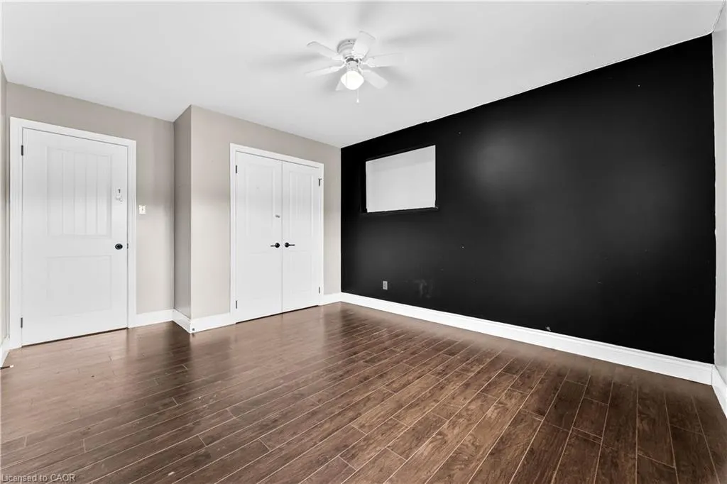 20 Wasaga Sands Drive