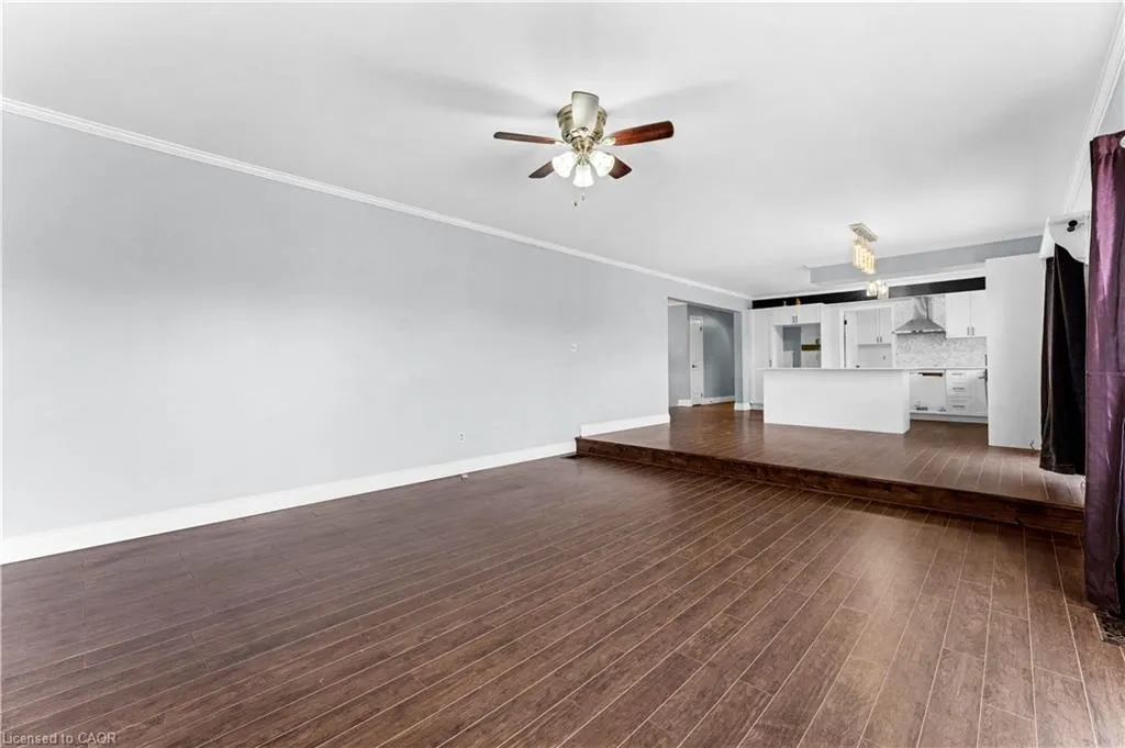20 Wasaga Sands Drive