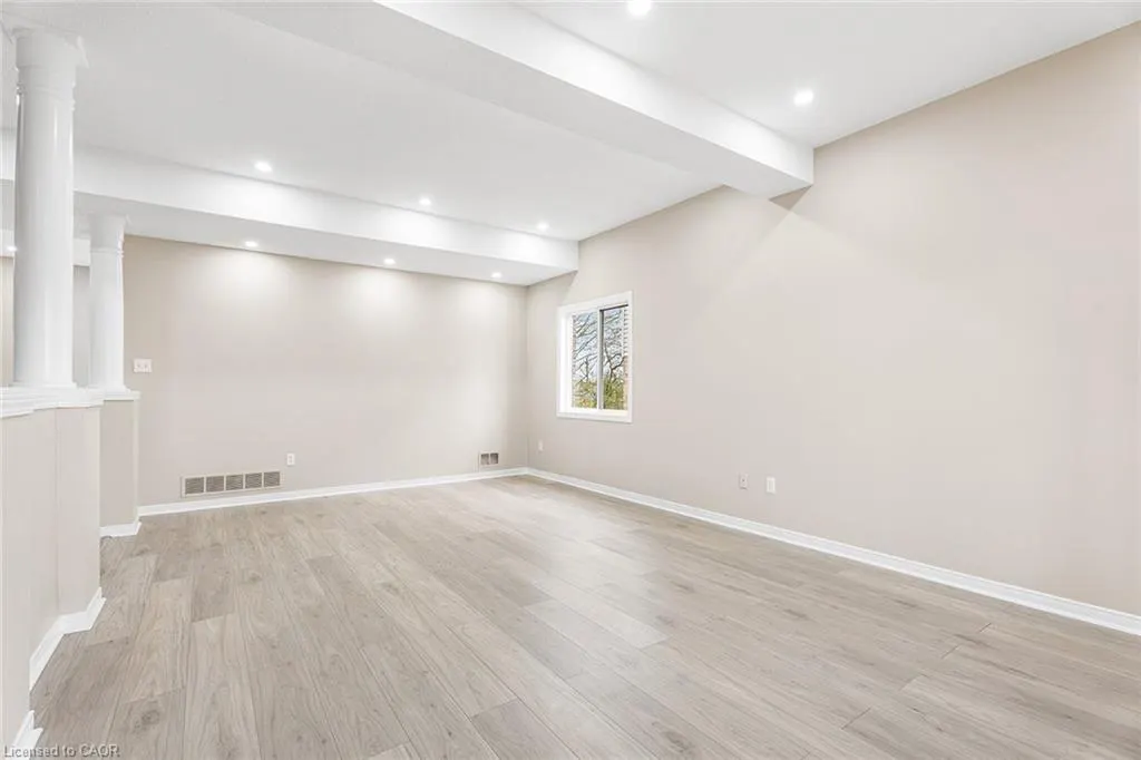155 Elmira Road N