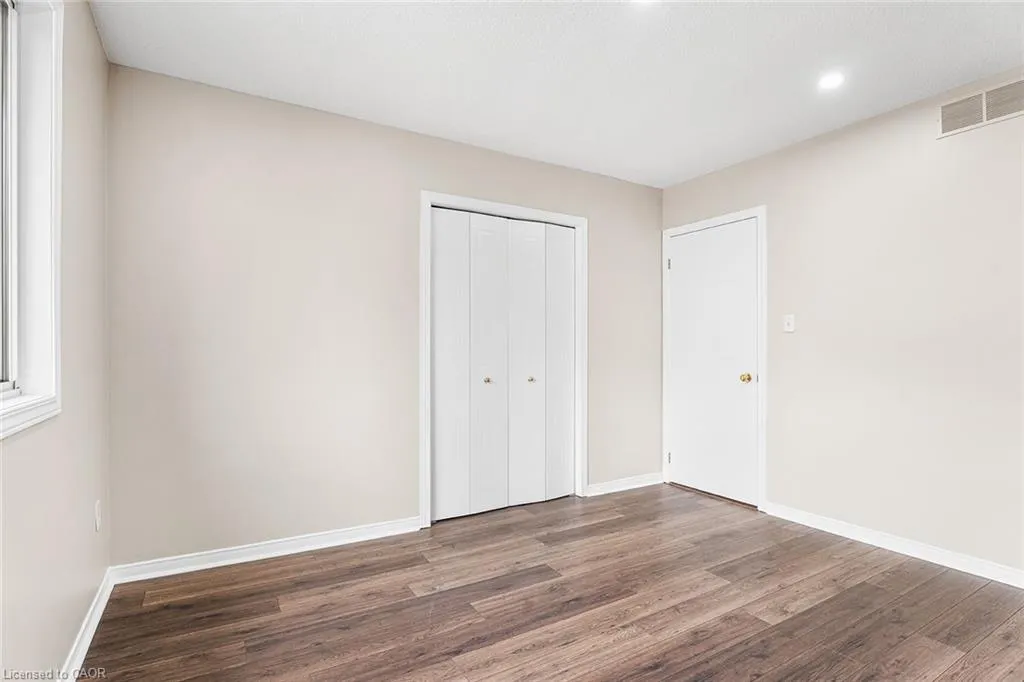 155 Elmira Road N