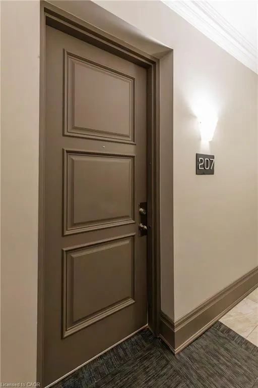 397 King Street W, #207