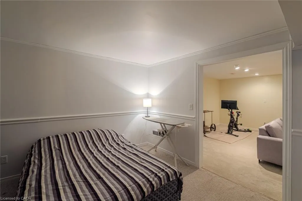 19 Somerset Drive, #16