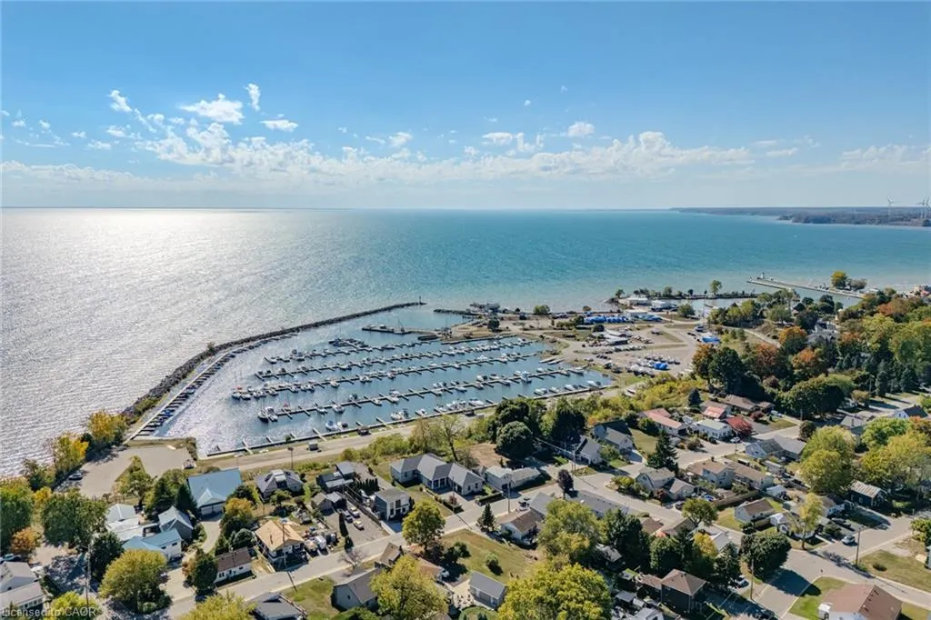 19 Somerset Drive, #16
