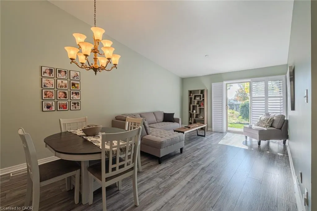 19 Somerset Drive, #16