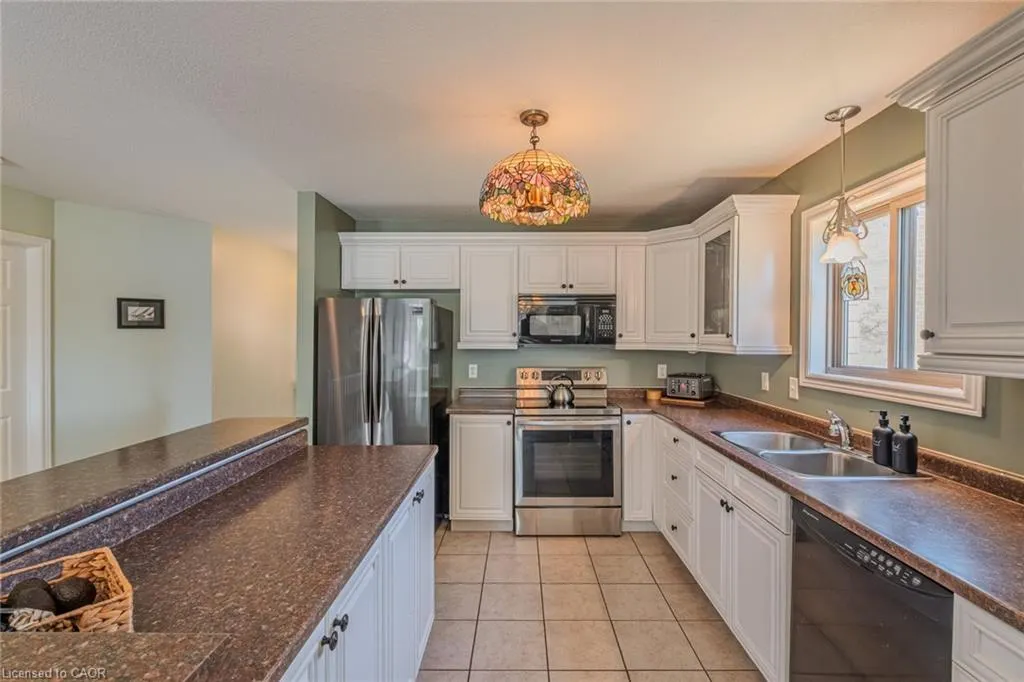 19 Somerset Drive, #16