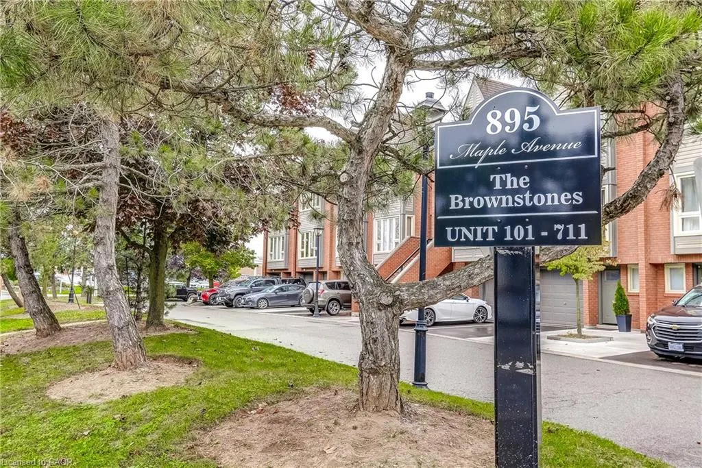 895 Maple Avenue, #418