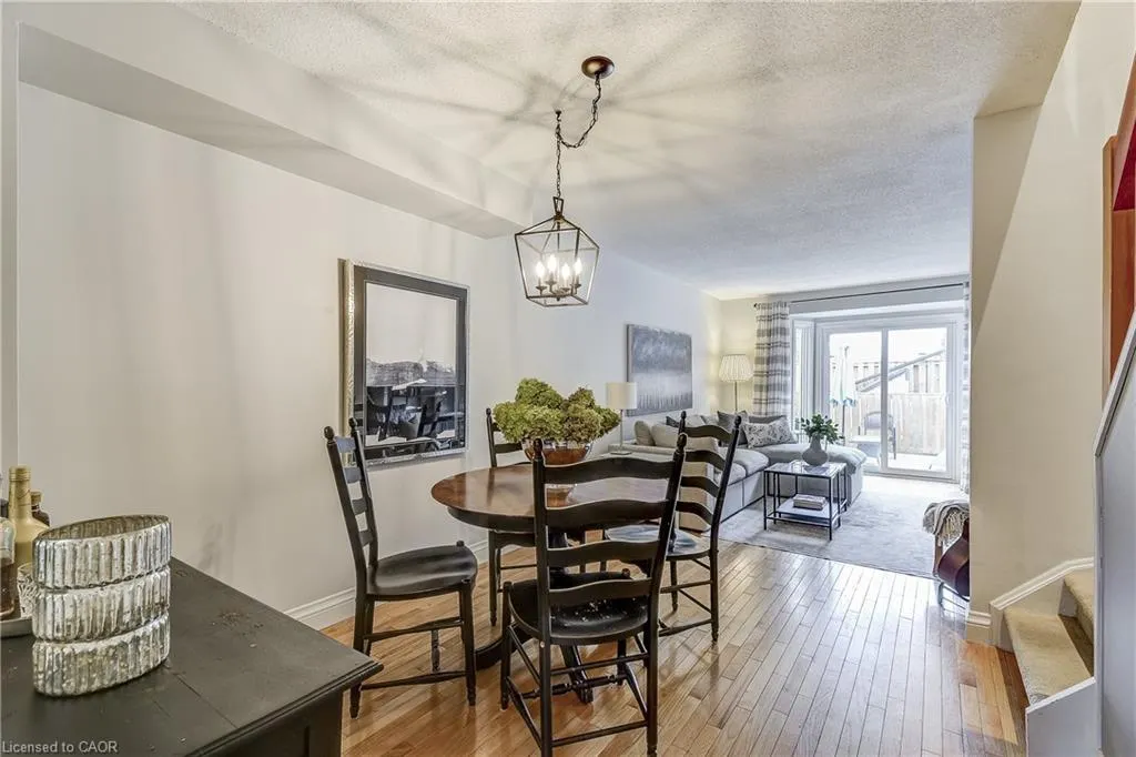 895 Maple Avenue, #418