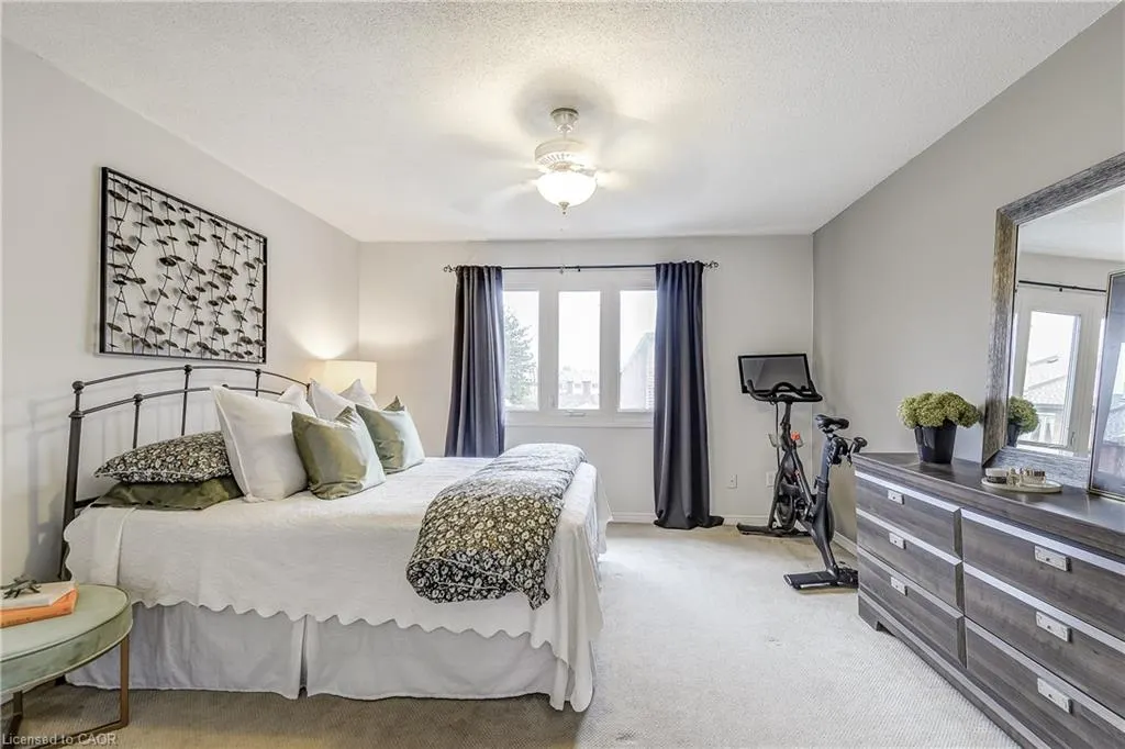 895 Maple Avenue, #418
