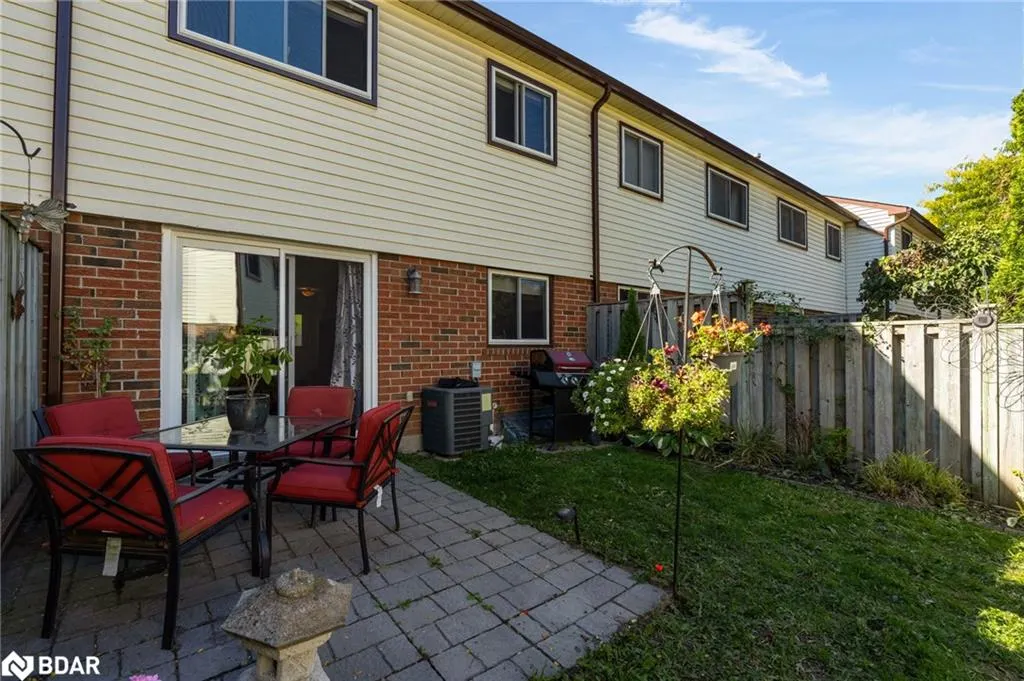 28 Donald Street, #68
