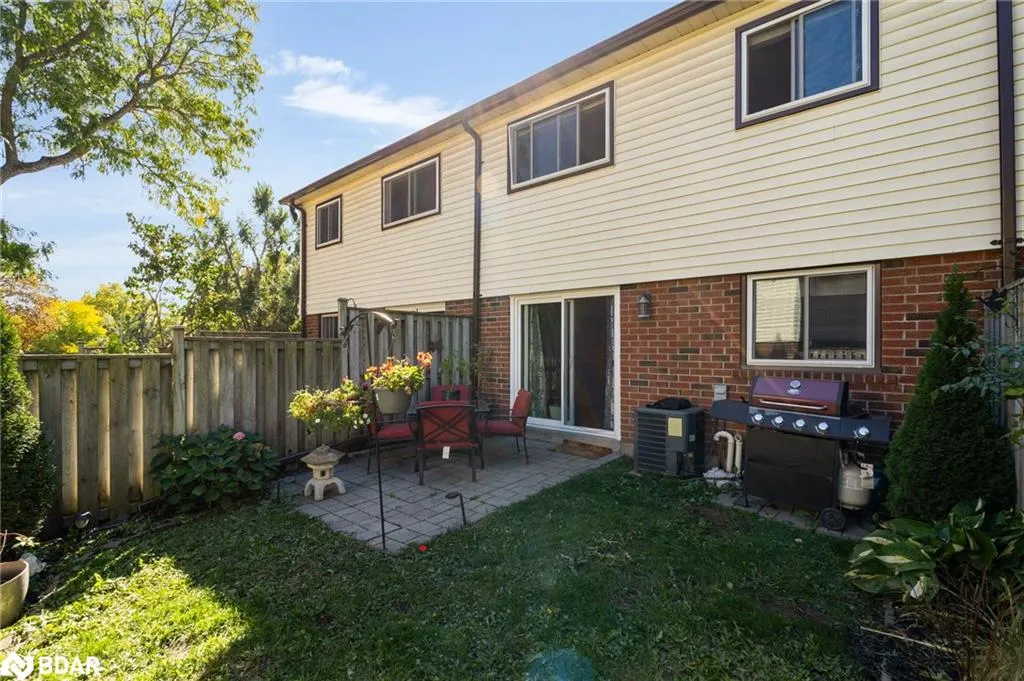 28 Donald Street, #68