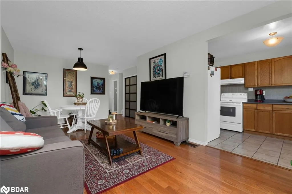 28 Donald Street, #68