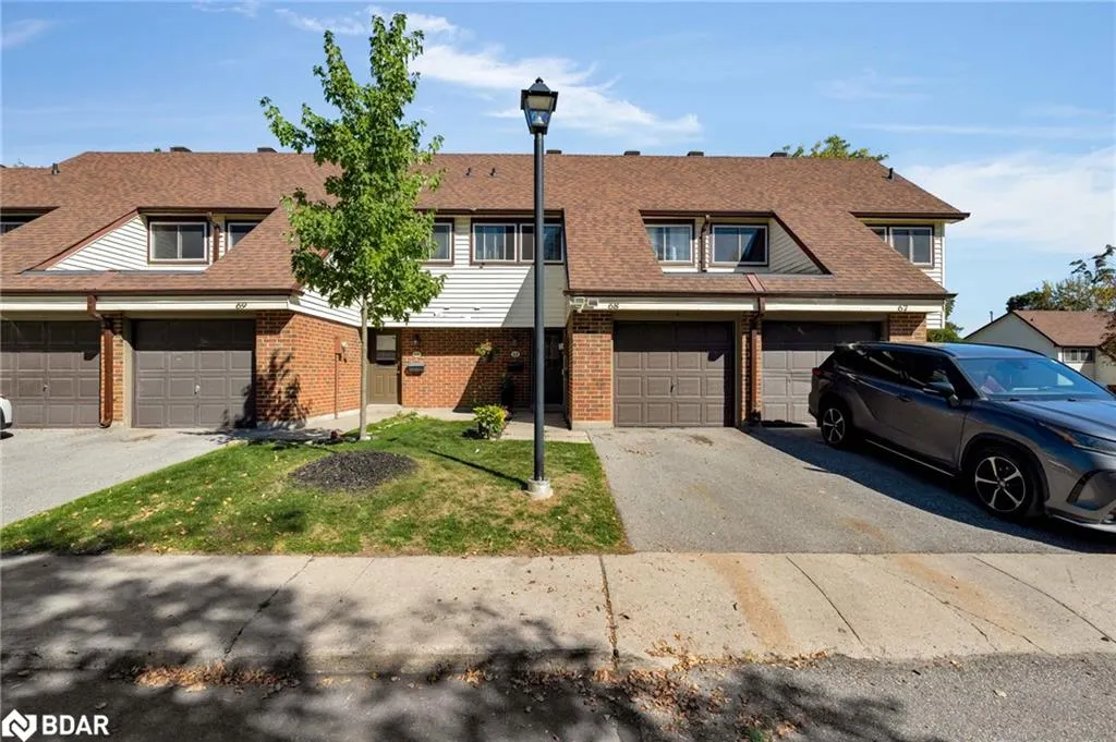 28 Donald Street, #68