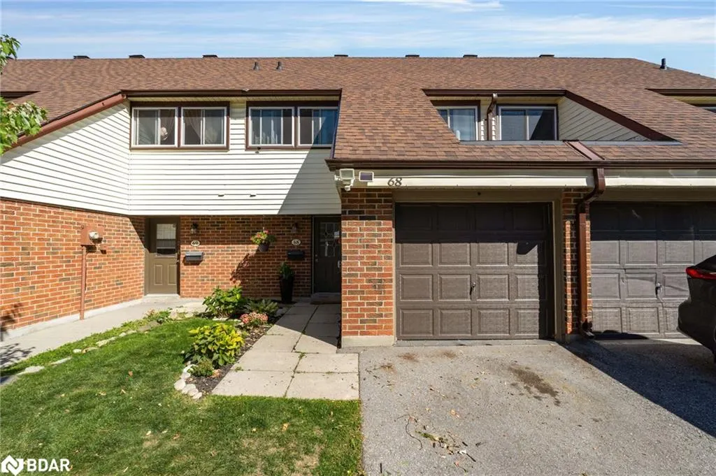 28 Donald Street, #68