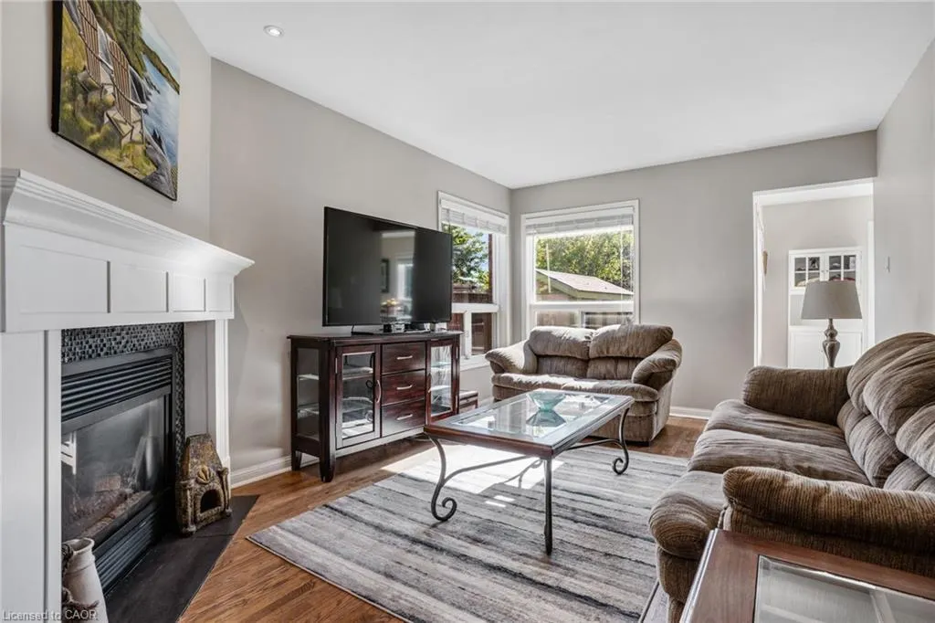795 Saginaw Parkway
