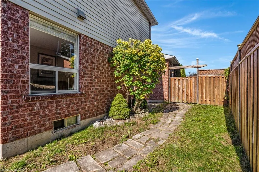 795 Saginaw Parkway