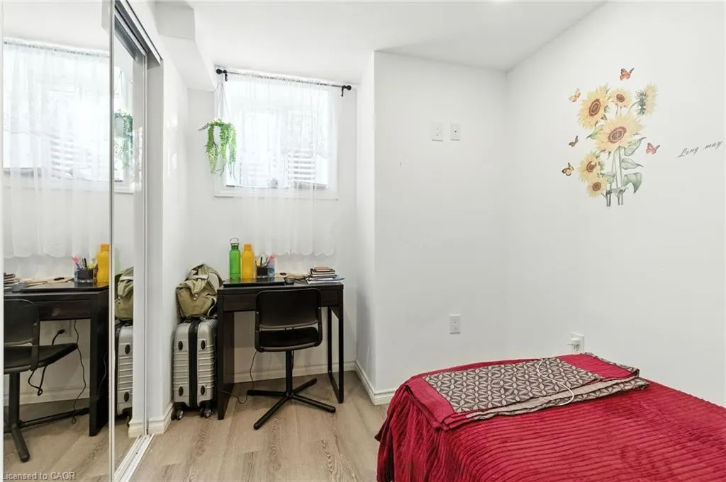 200 Woodhaven Place, #Lower