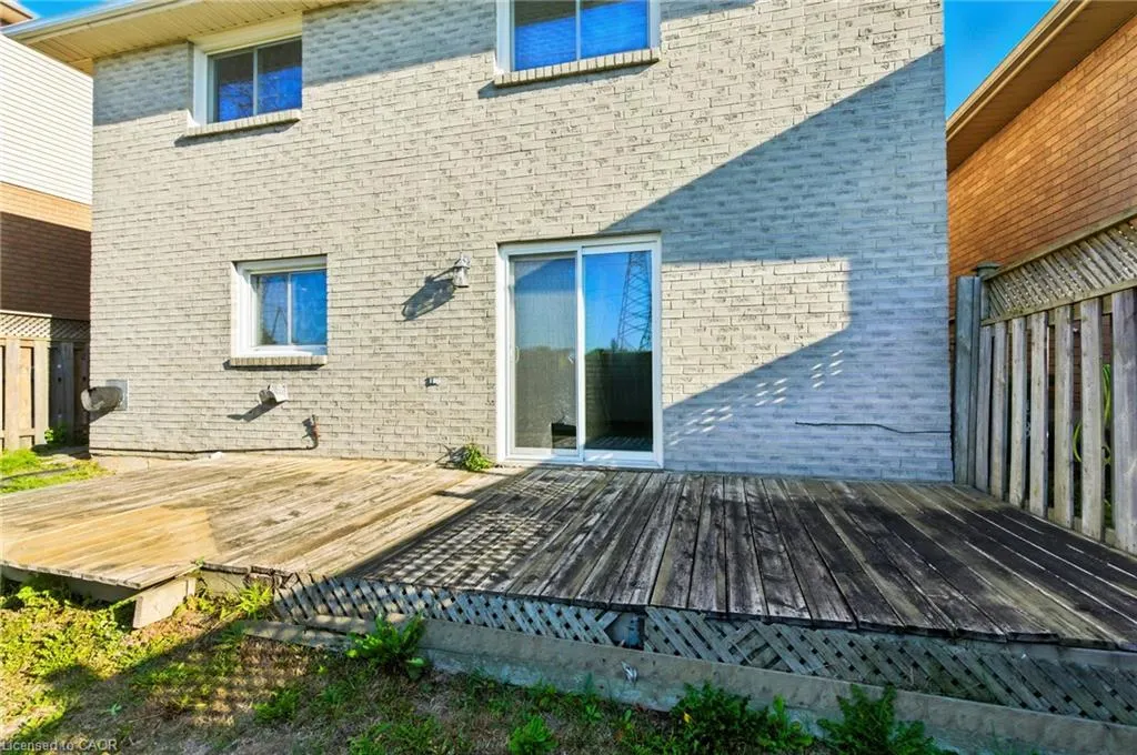 127 Beaverbrook Avenue