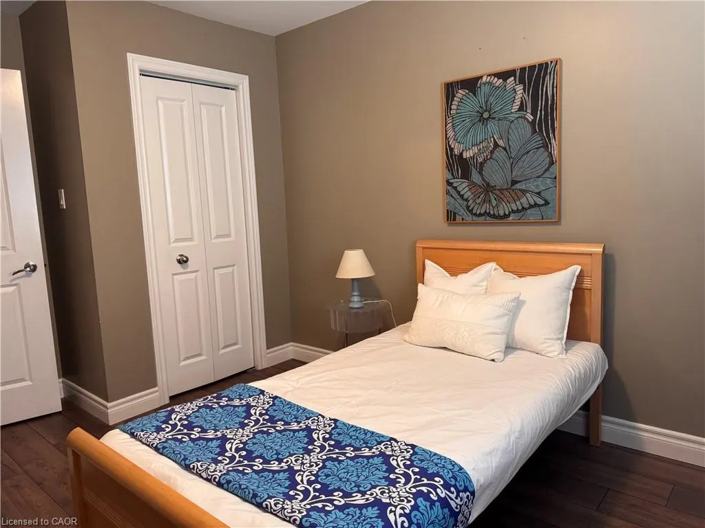 122 Courtland Avenue, #4
