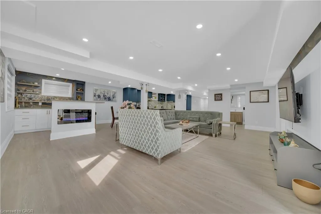520 Winterburg Walk, #Basement