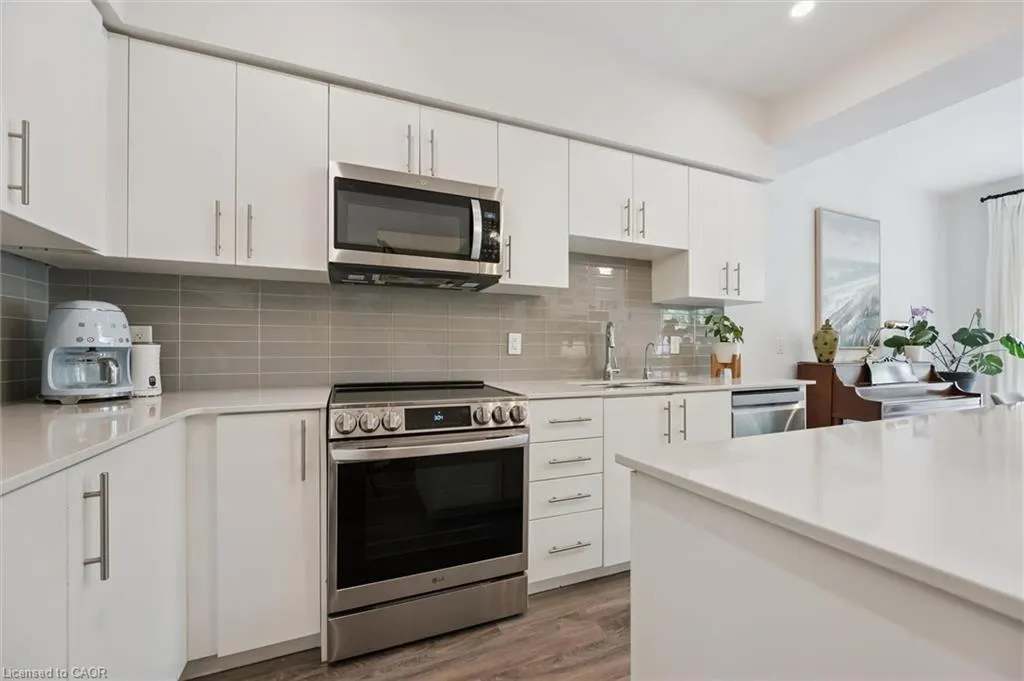 110 Fergus Ave Avenue, #21