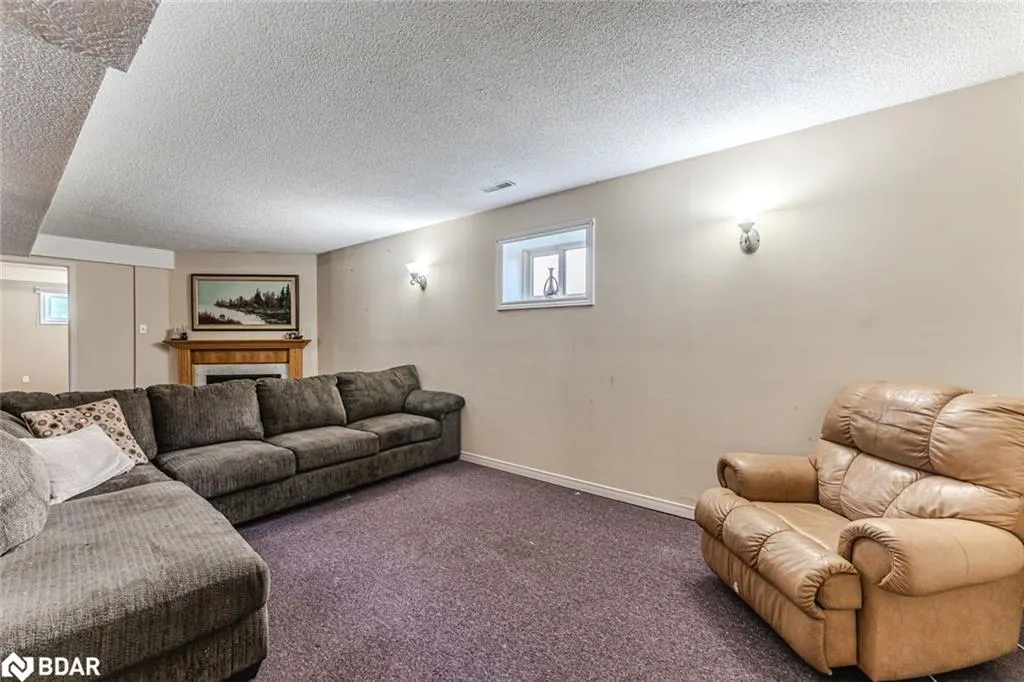29 Silver Birch Avenue