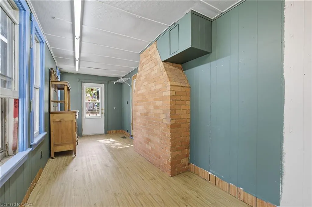 466 Nelson Avenue