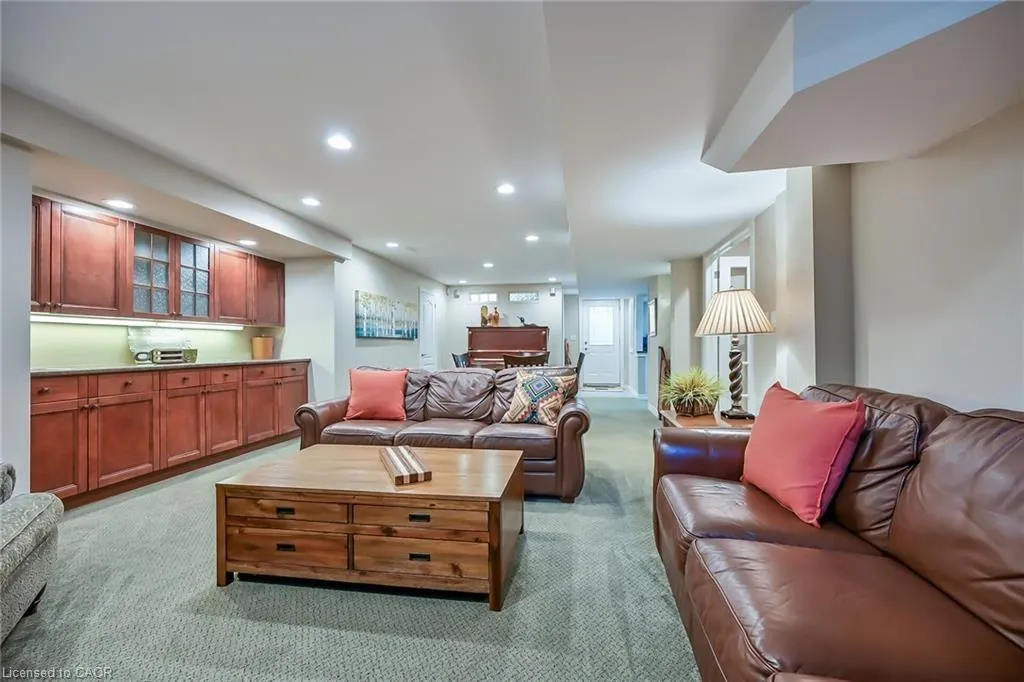 15 Pelham Drive
