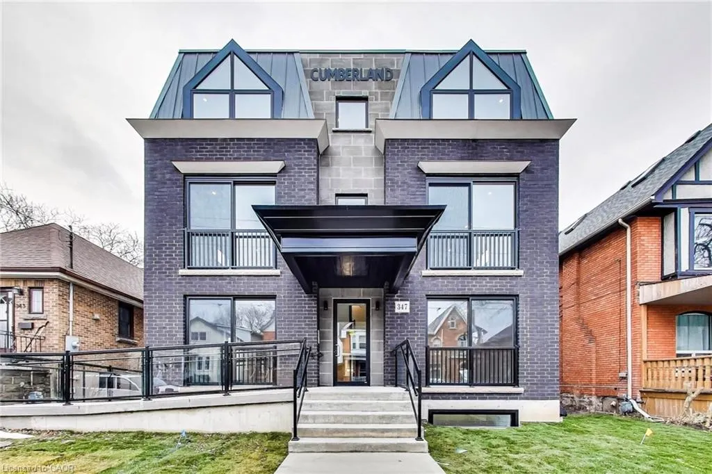 347 Charlton Avenue W, #202