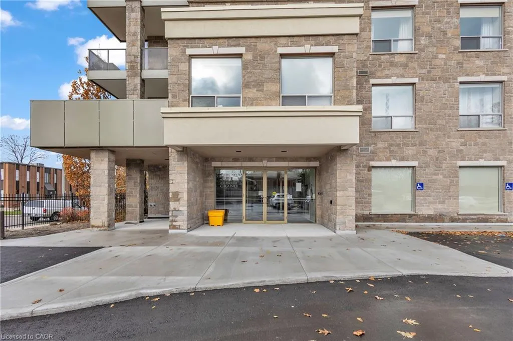 223 Erb Street W, #502
