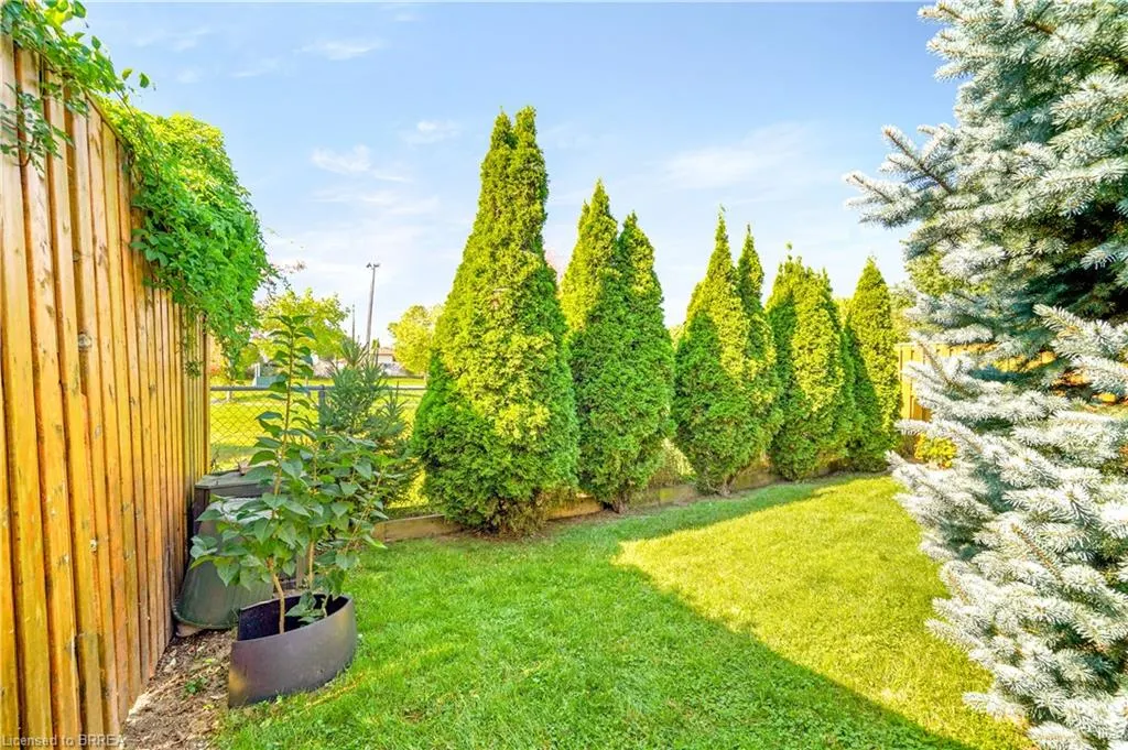 5 Anastasia Crescent