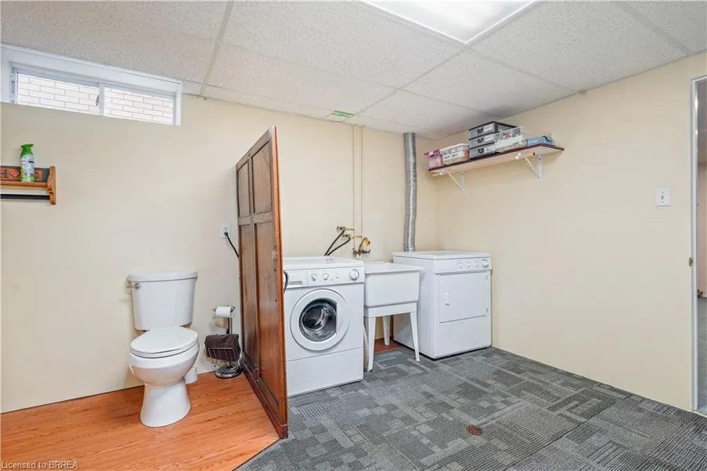 5 Anastasia Crescent