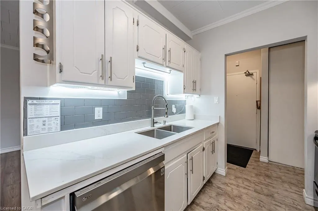 29 West Avenue W, #108