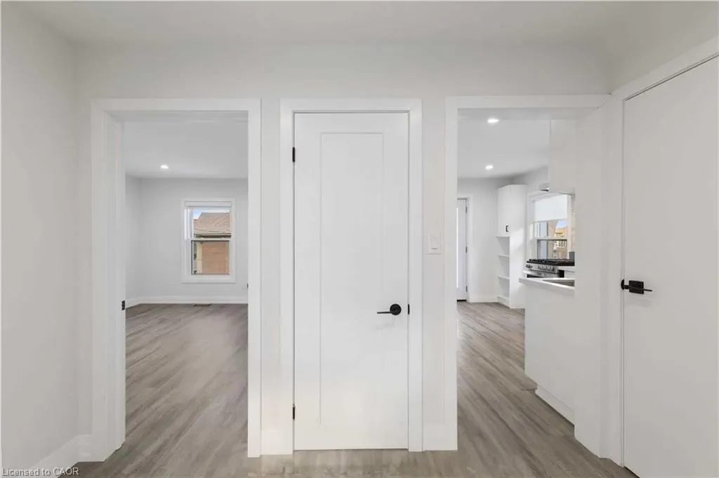 5 Maplewood Avenue, #2