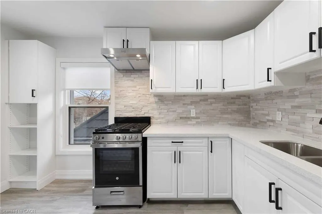 5 Maplewood Avenue, #2