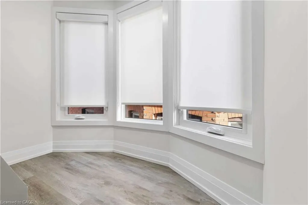 5 Maplewood Avenue, #2