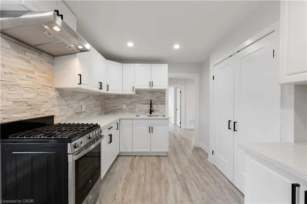 5 Maplewood Avenue, #2
