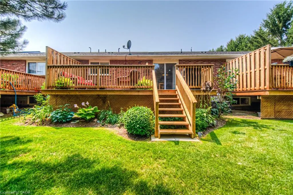 150 Oak Street, #8