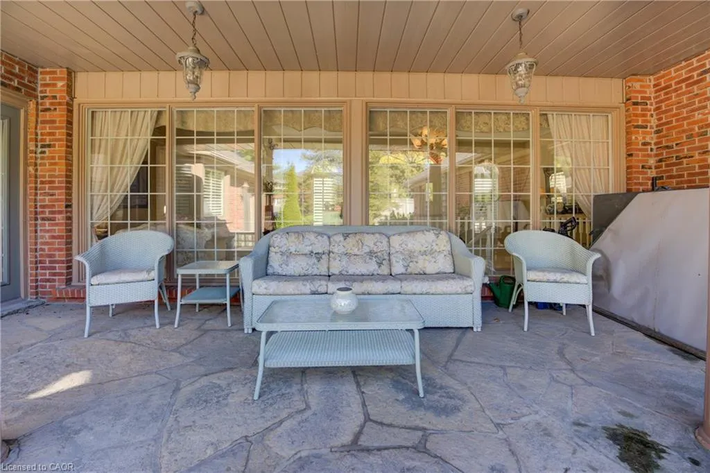 592 Manorwood Court