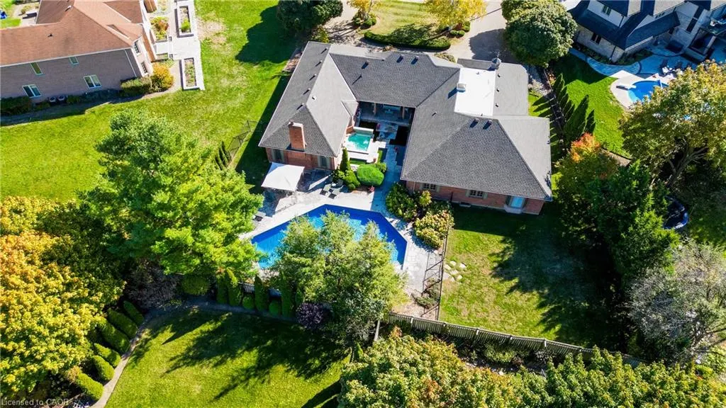 592 Manorwood Court