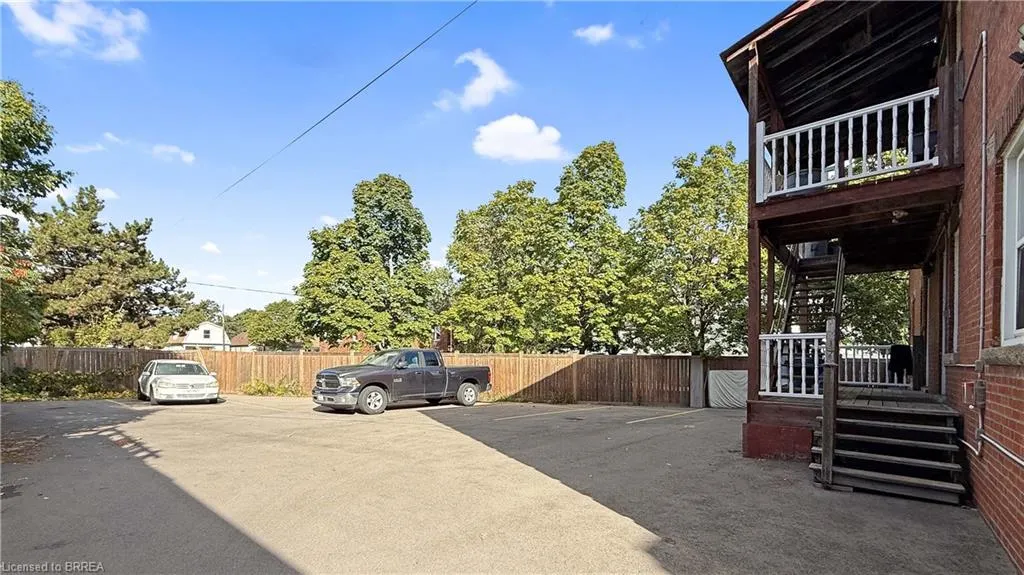 309 Strathearne Avenue