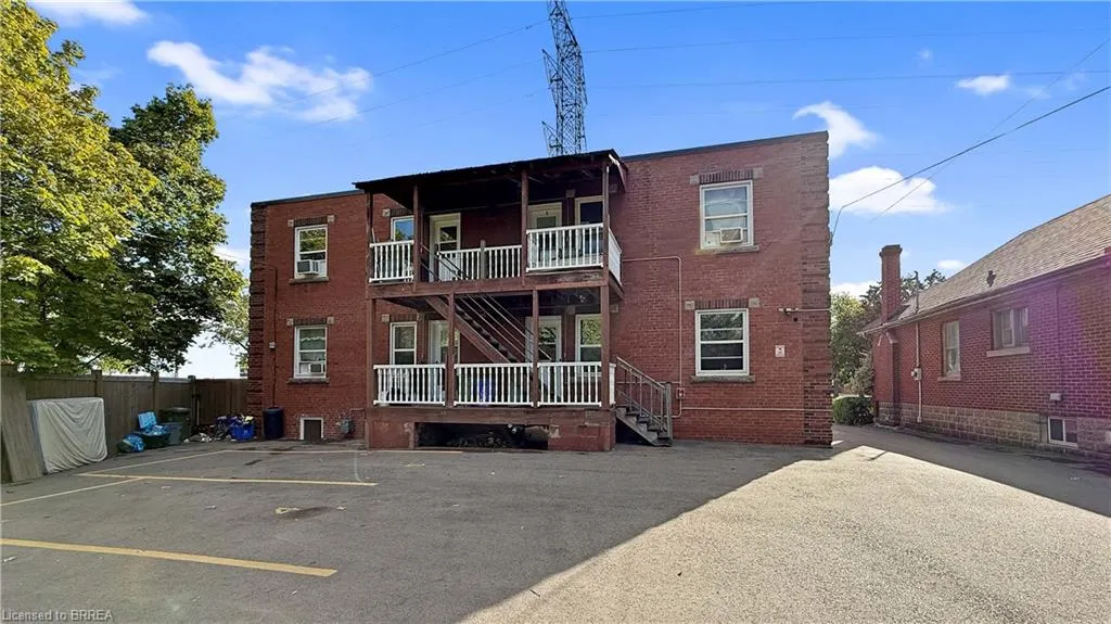 309 Strathearne Avenue