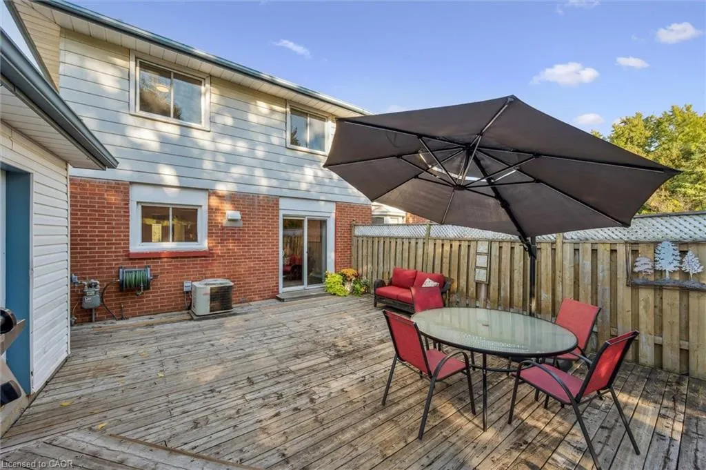 98 Shadeland Crescent