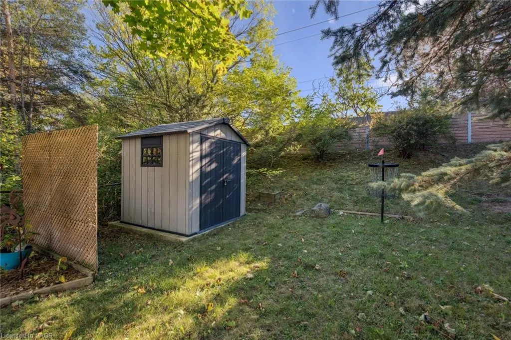 98 Shadeland Crescent
