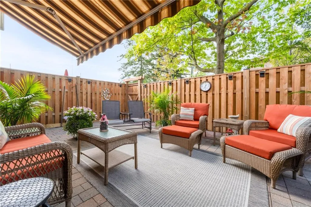 15 Ellington Avenue, #3
