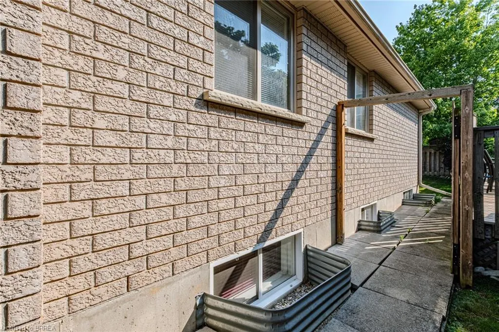 26 Macdonald Crescent