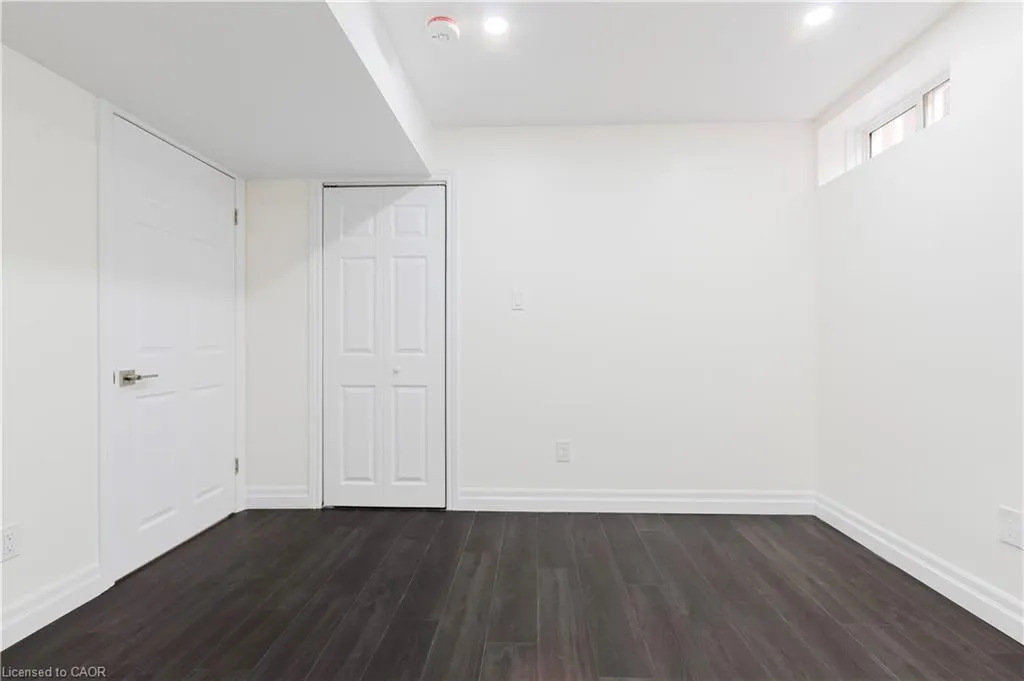 349 Bamberg Crescent