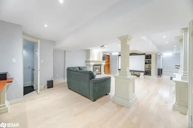 5496 Windy Hill Court