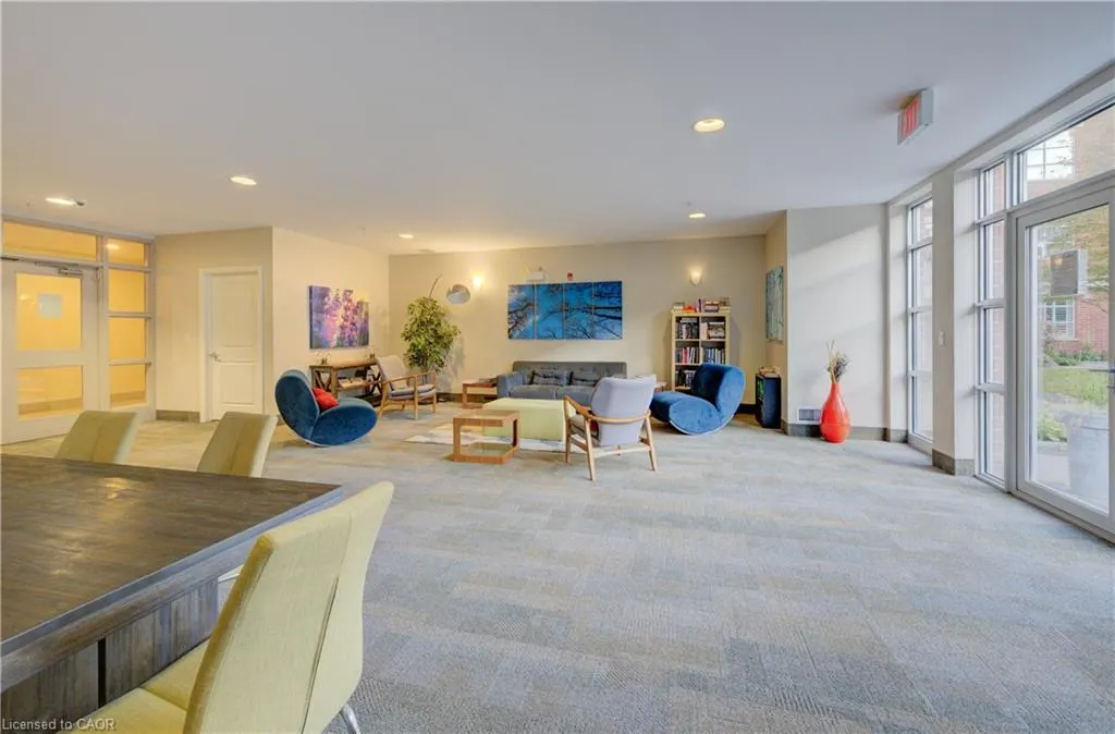 165 Duke Street E, #105