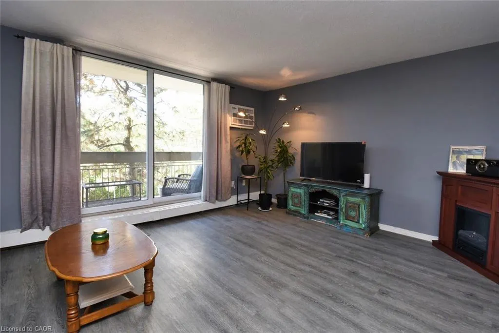 350 Quigley Road, #212